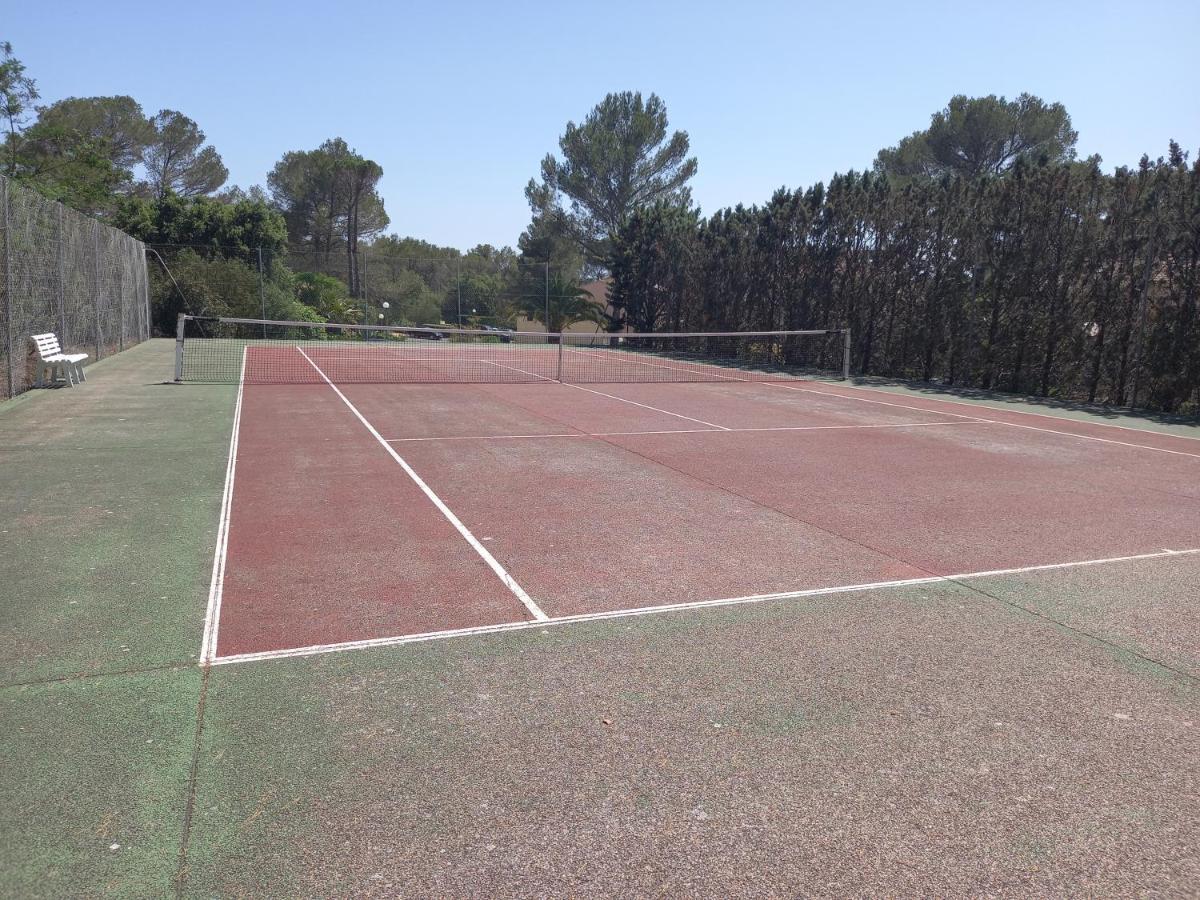 Les Hauts Du Golf Rez De Jardin Piscine Tennis Сен-Рафаэль Экстерьер фото